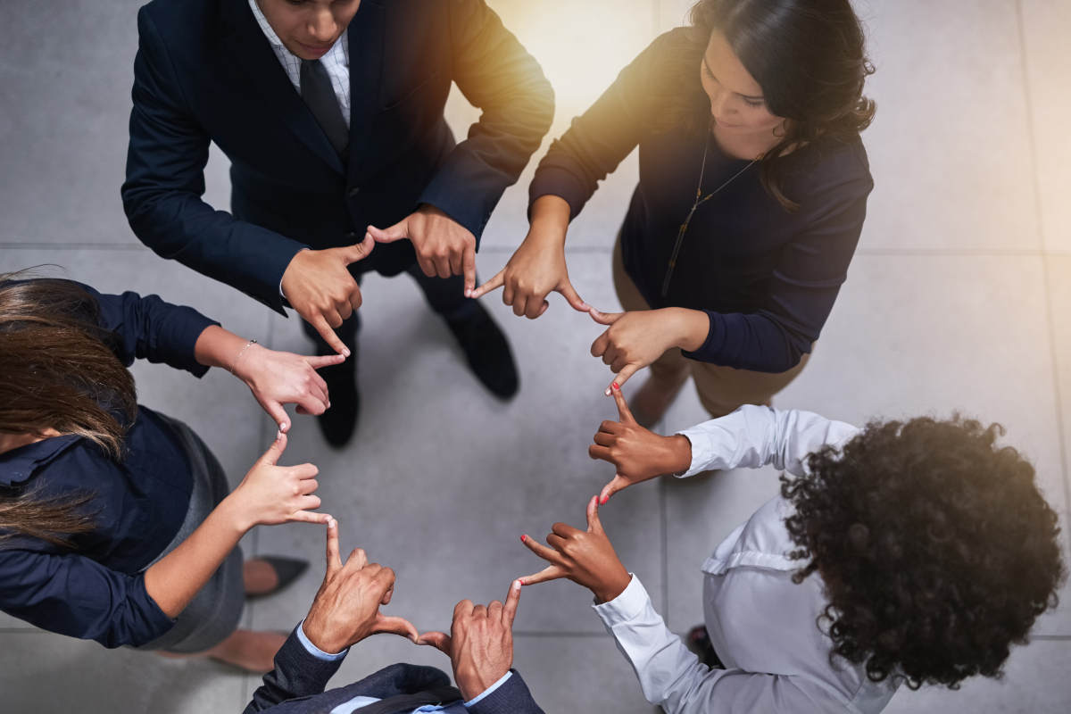 意大利杯赛程吃紧，达拉斯独行侠赛后刷新队史纪录，话题不断，团队化学反应显著的简单介绍